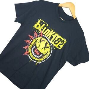 Blink 182 Men’s Smiley Graphic Band T-Shirt Medium Black Punk Rock Tee EUC